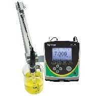 PHmetro de mesada Oakton, modelo pH 2700, con electrodo